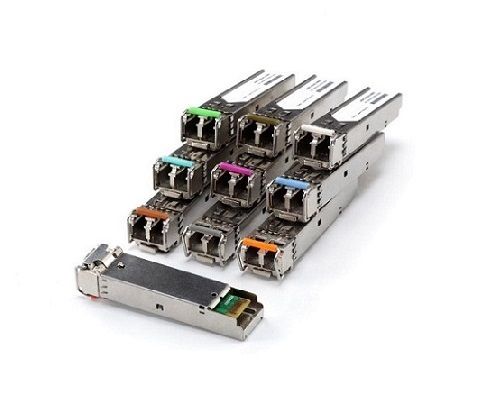 Instalación de componentes  de la nueva red de fibra realizada!